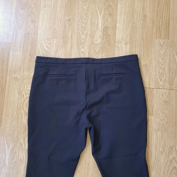 HALOGEN | Kick Flare Knit Ankle Pants - size 16 in Black - Picture 6 of 11